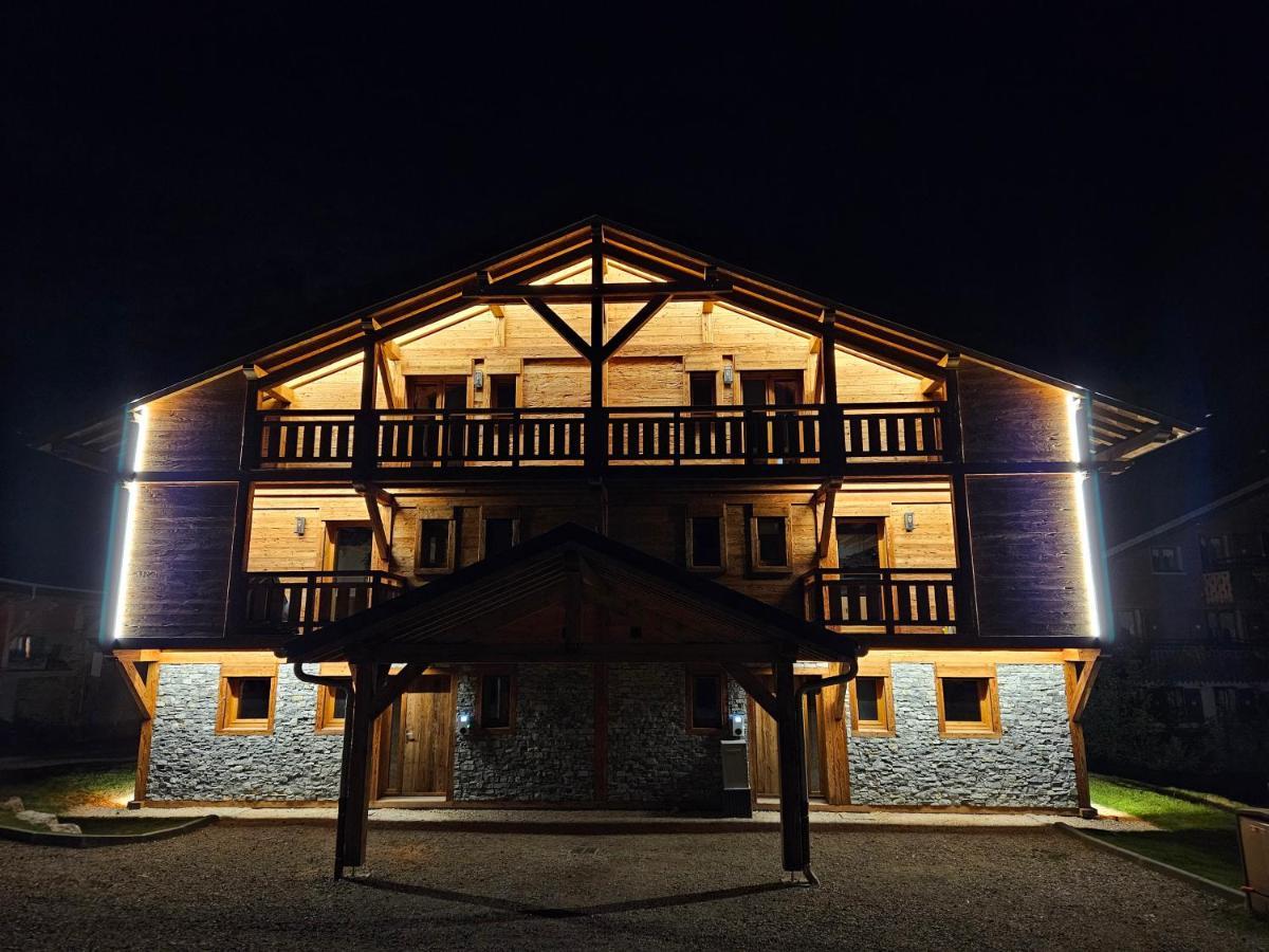 Demi-Chalet Vadel La Panthiaz 15 Pers 5 Chambres La Chapelle-d'Abondance Luaran gambar