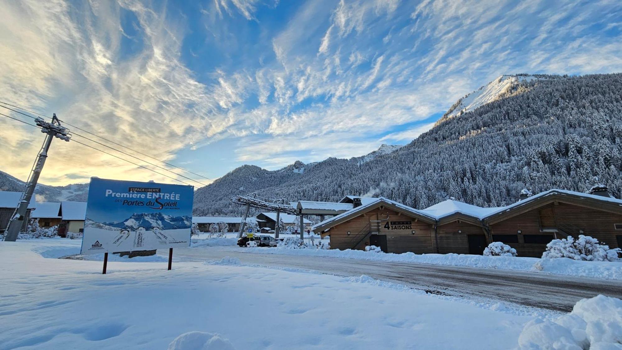 Demi-Chalet Vadel La Panthiaz 15 Pers 5 Chambres La Chapelle-d'Abondance Luaran gambar